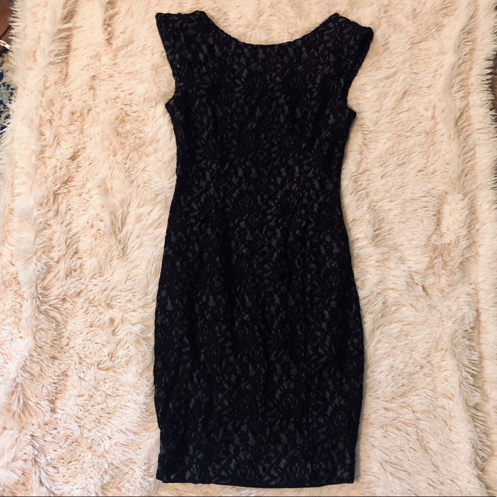 Textured black dress!